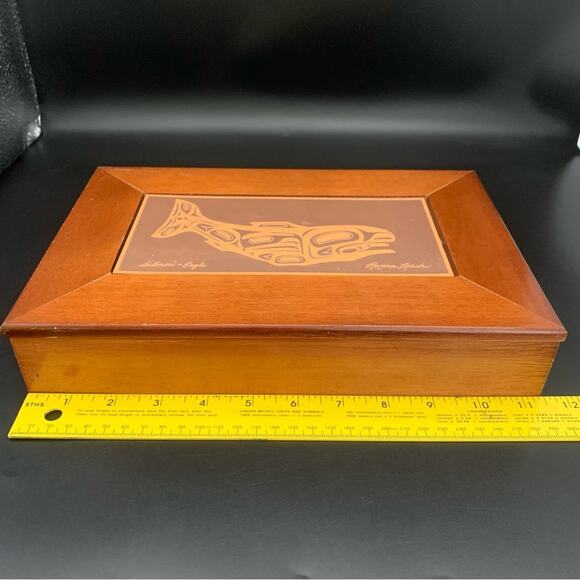 Vintage Roxana Leask Copper 11.5” Keepsake Whale Box Alaskan Art - Picture 13 of 15